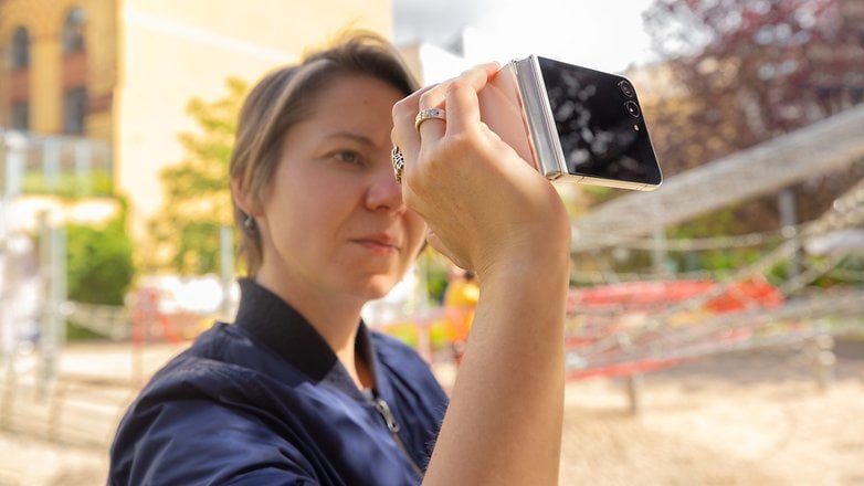 Samsung Galaxy Z Flip 5 Review Samsung Galaxy Z Flip 5 Review