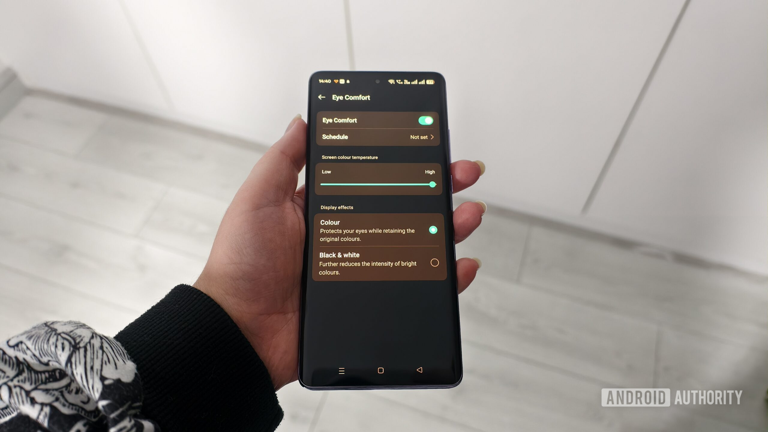 Eye comfort settings on a smartphone Eye comfort settings on a smartphone