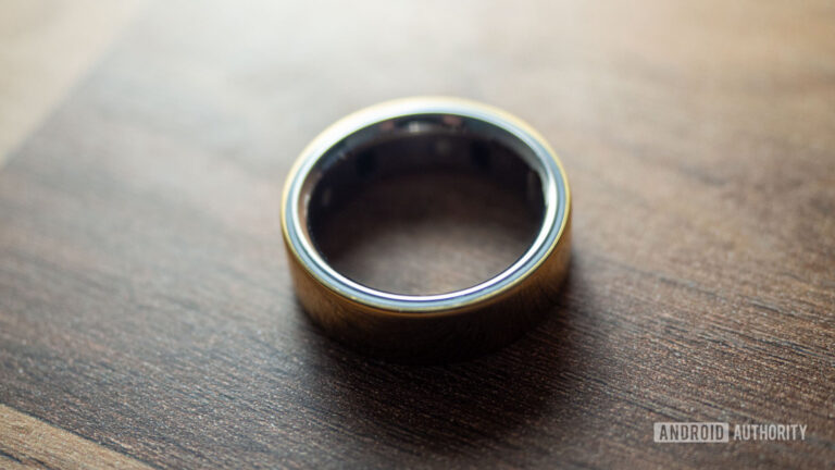 OURA introduces new activity and partnership updates 27 The Ora 4 ring is located on a wooden surface