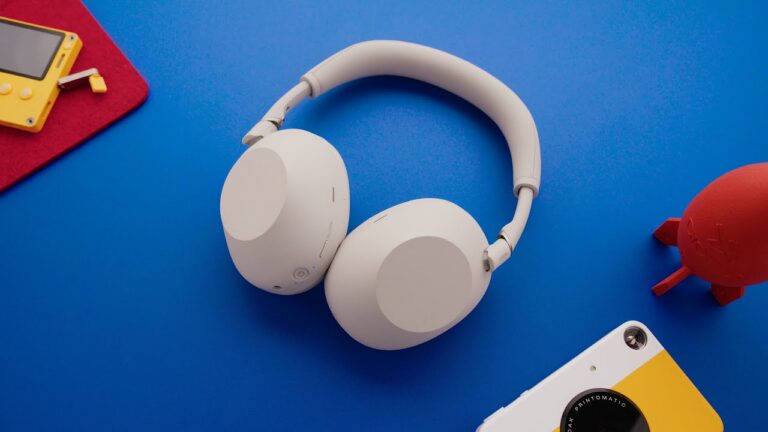 Sony WH-1000XM6 Review: Back on the Throne! 6 *